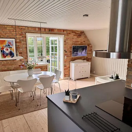 Beautiful Close To City, Beach, Ferry, Etc Apartamento